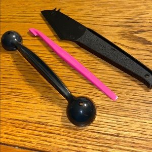 Tupperware kitchen tools